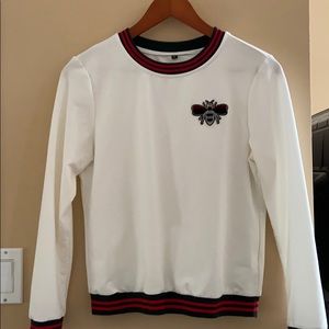 White long sleeve sweatshirt